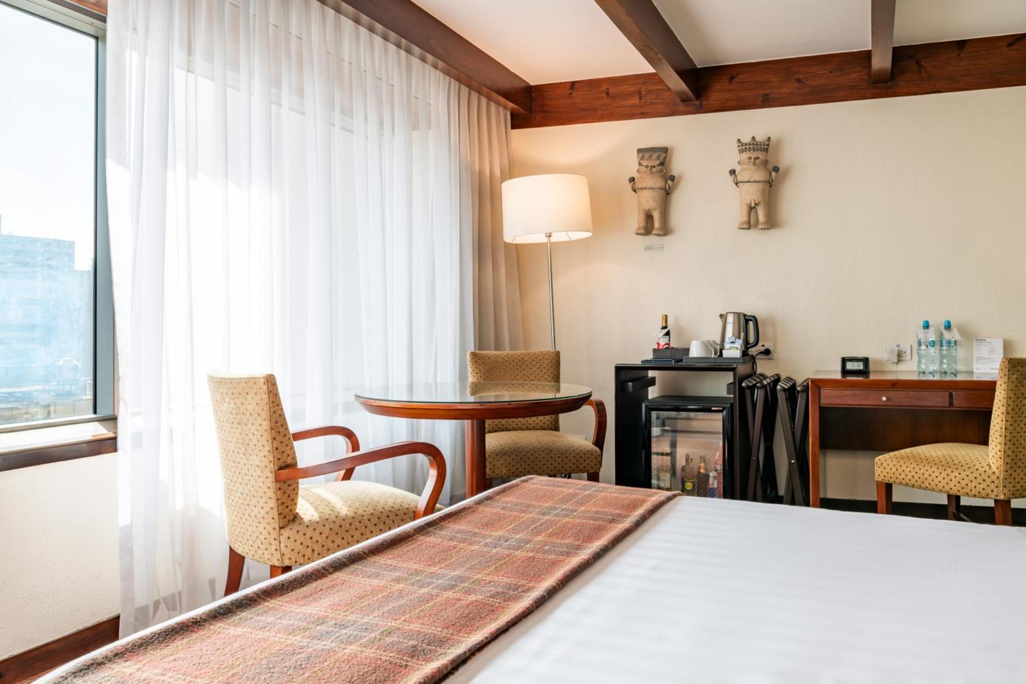 Casa Andina Premium Miraflores Distretto di Distretto di Lima Esterno foto A room at the hotel